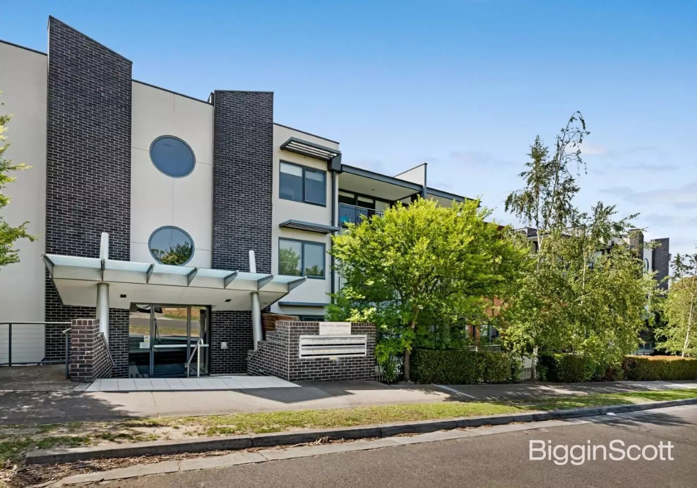 15/2-4 Blair Road, Glen Waverley, VIC, Glen Waverley - Thumbnail 2