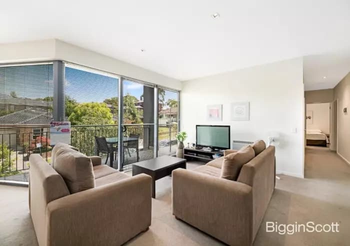 15/2-4 Blair Road, Glen Waverley, VIC, Glen Waverley - Thumbnail 3