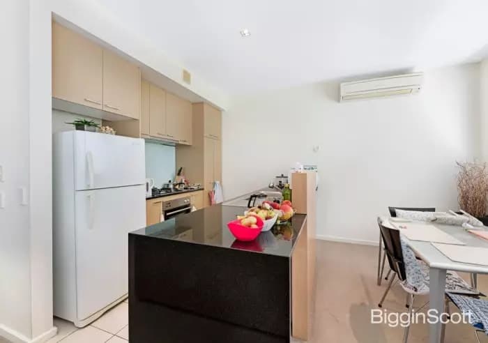 15/2-4 Blair Road, Glen Waverley, VIC, Glen Waverley - Thumbnail 4