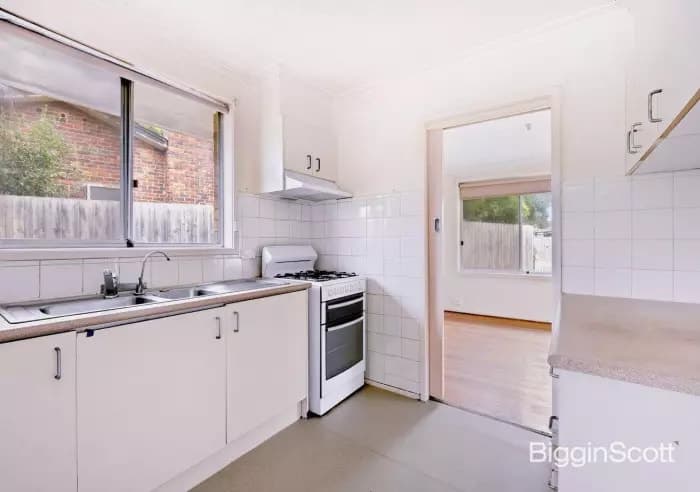 8 Wooral Court, Notting Hill, VIC, Notting Hill - Thumbnail 5