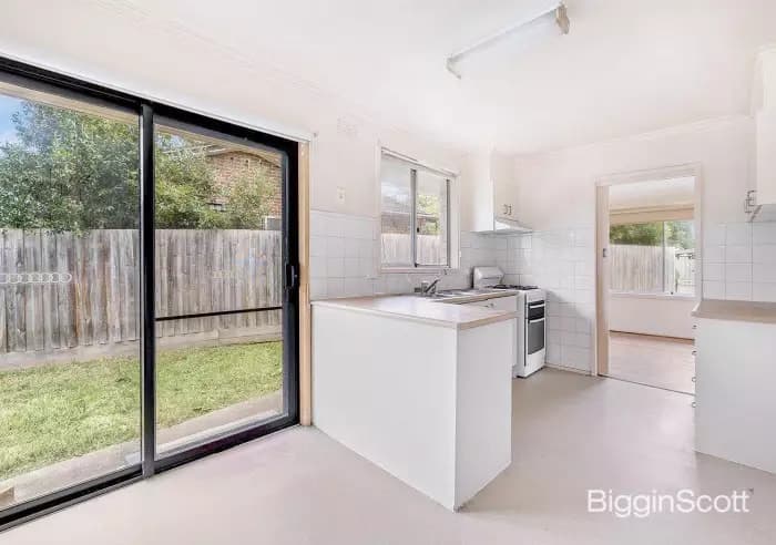 8 Wooral Court, Notting Hill, VIC, Notting Hill - Thumbnail 6