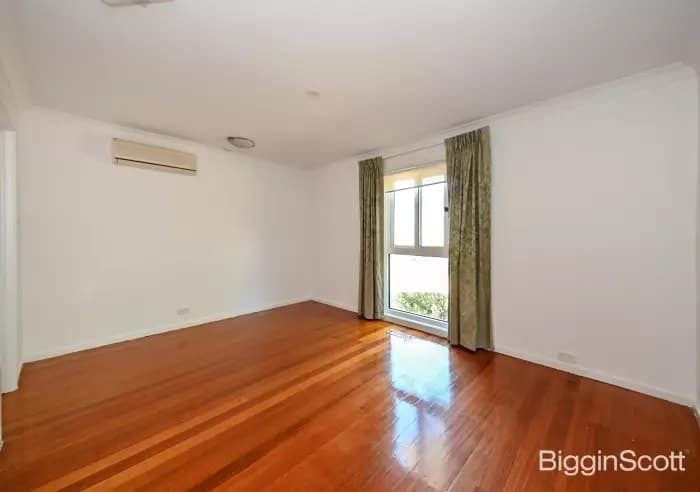 6 Nicholas Avenue, Glen Waverley, VIC, Glen Waverley - Thumbnail 6