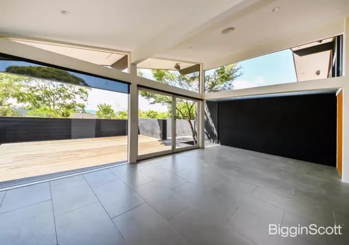 26 Caithness Crescent, Glen Waverley, VIC, Glen Waverley - Thumbnail 4