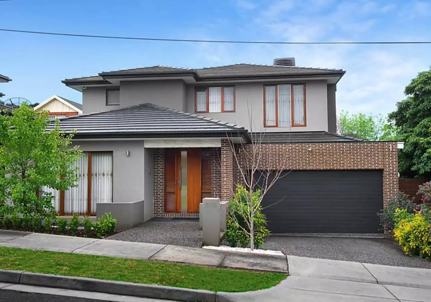 2/16 Hammence Street, Glen Waverley, VIC, Glen Waverley - Thumbnail 2