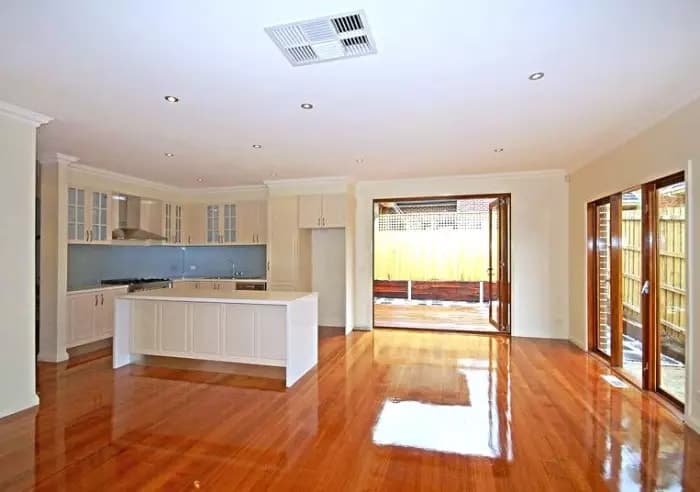 2/16 Hammence Street, Glen Waverley, VIC, Glen Waverley - Thumbnail 3
