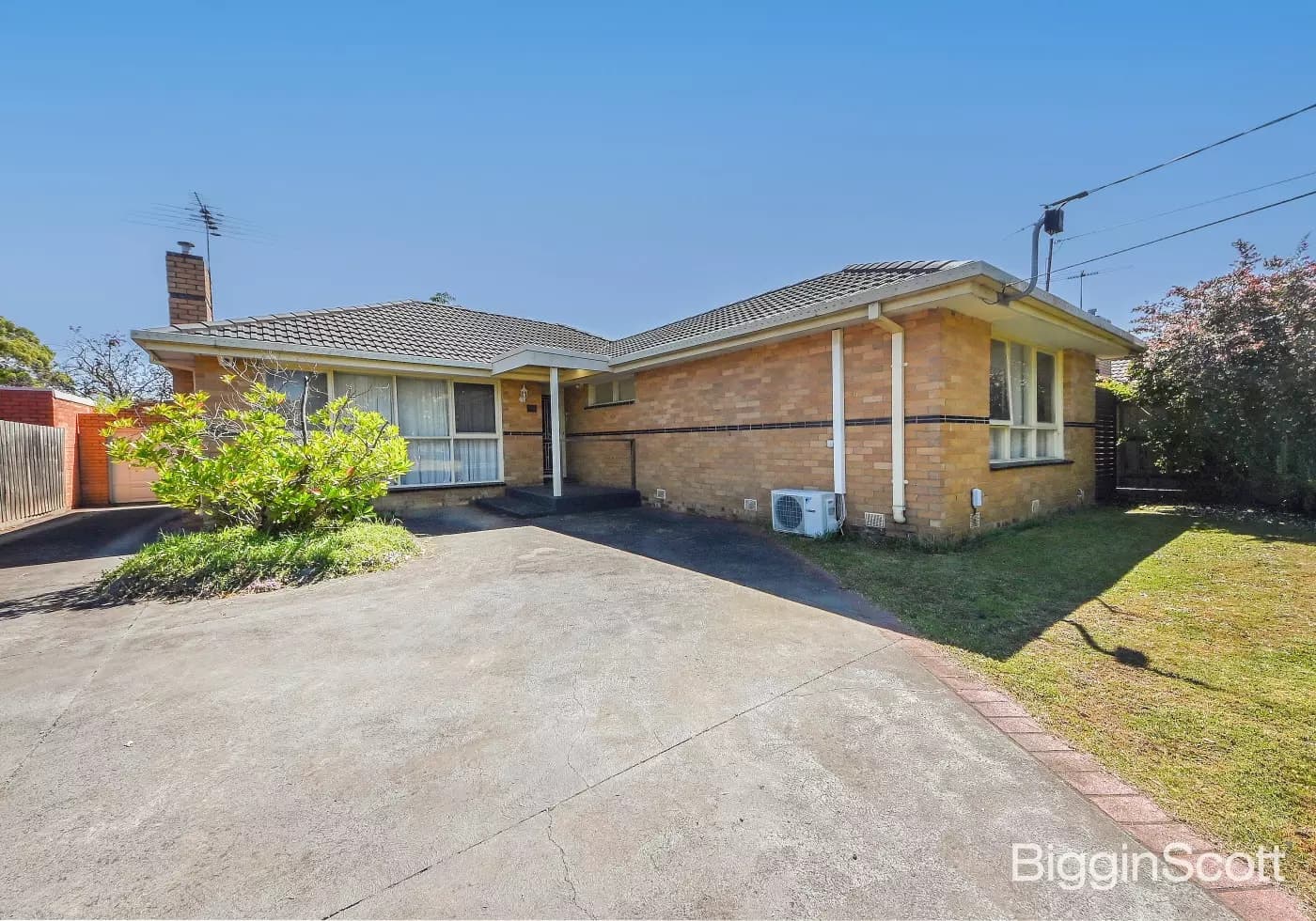 38 Hilltop Crescent, Burwood East, VIC, Burwood East - Thumbnail 2