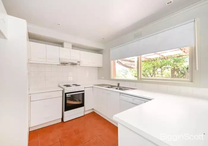 9 Torwood Avenue, Glen Waverley, VIC, Glen Waverley - Thumbnail 6