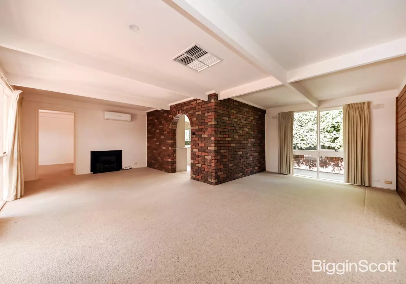 17 Owens Street, Doncaster East, VIC, Doncaster East - Thumbnail 2