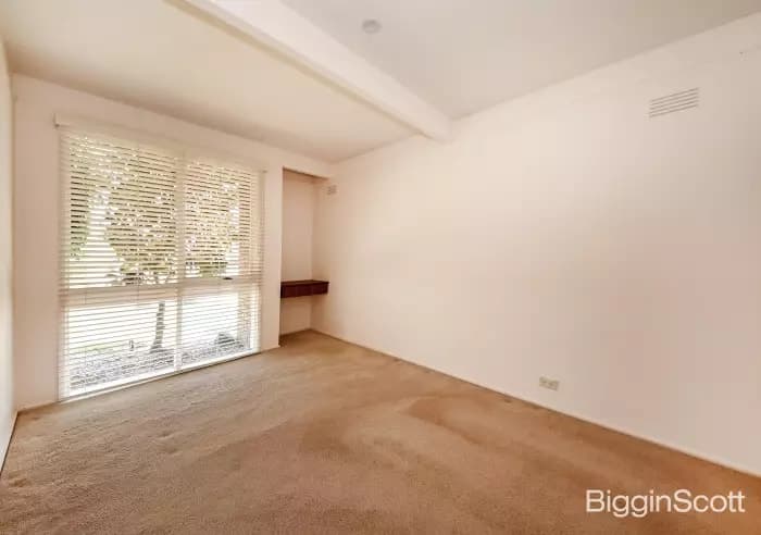 17 Owens Street, Doncaster East, VIC, Doncaster East - Thumbnail 3