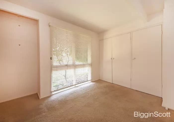 17 Owens Street, Doncaster East, VIC, Doncaster East - Thumbnail 4