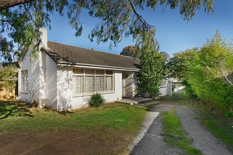37 Hillview Avenue, Mount Waverley, VIC, Mount Waverley - Image 1