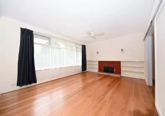 37 Hillview Avenue, Mount Waverley, VIC, Mount Waverley - Thumbnail 4