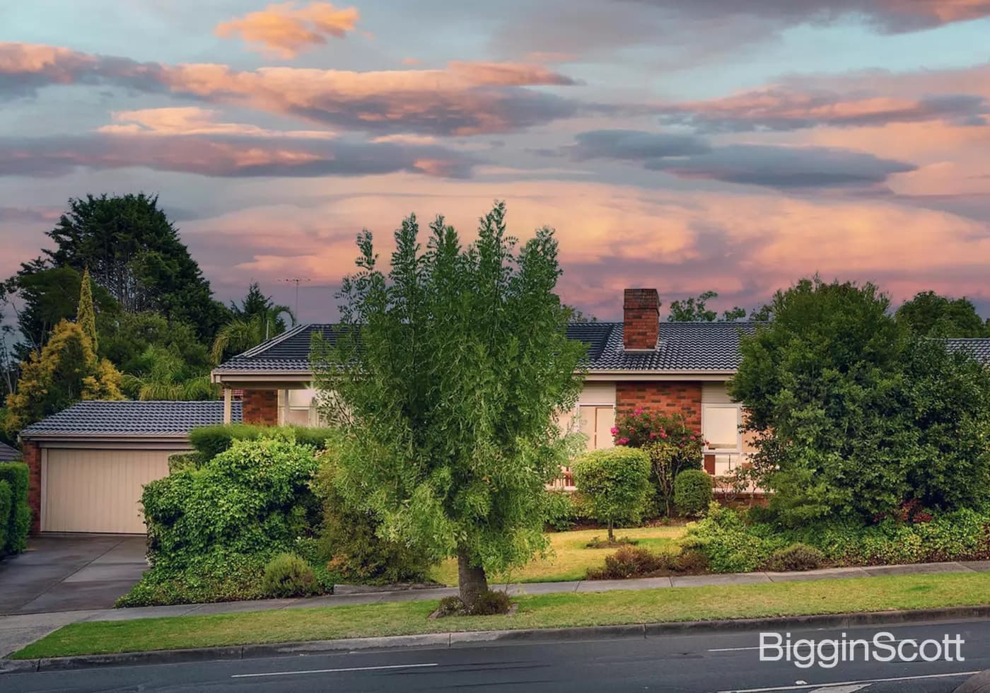 18 Meredith Avenue, Templestowe, VIC, Templestowe - Thumbnail 2