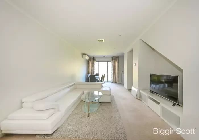 50 Grove Way, Wantirna South, VIC, Wantirna South - Thumbnail 3