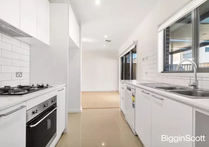 50 Grove Way, Wantirna South, VIC, Wantirna South - Thumbnail 4