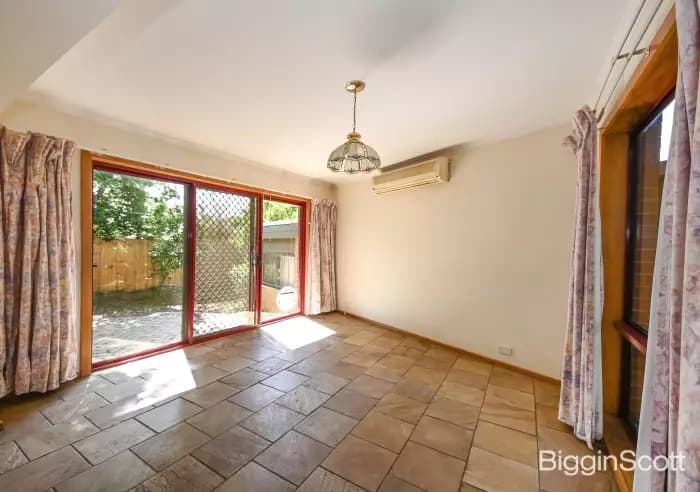 3 Swan Court, Glen Waverley, VIC, Glen Waverley - Thumbnail 4