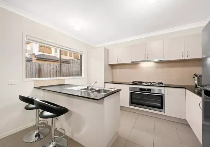 2/5 Denver Crescent, Rowville, VIC, Rowville - Thumbnail 4