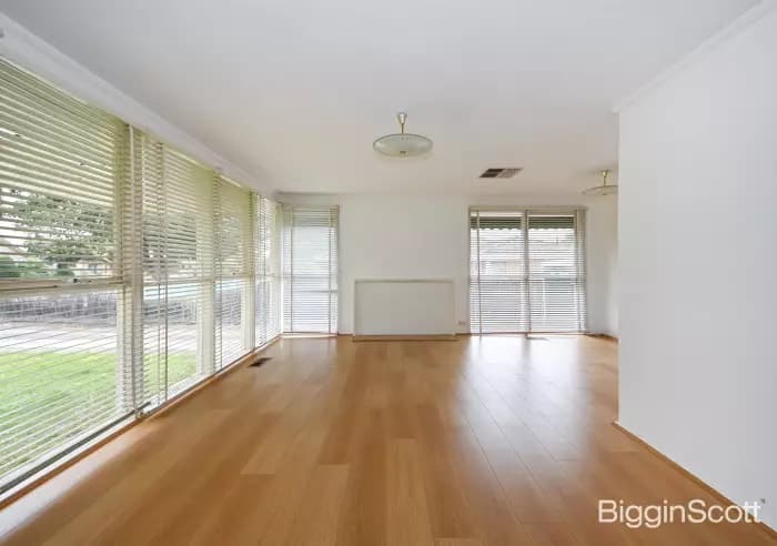 48 Shaftsbury Drive, Mulgrave, VIC, Mulgrave - Thumbnail 3