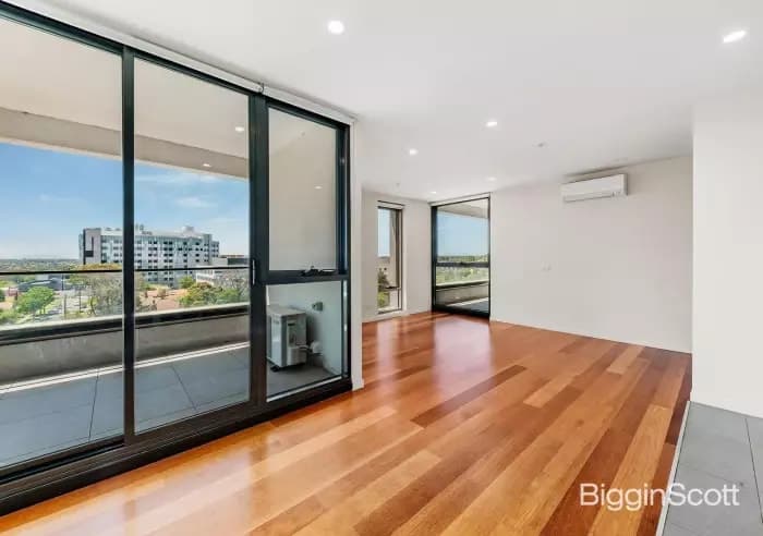 602/8 Wellington Road, Box Hill, VIC, Box Hill - Thumbnail 4