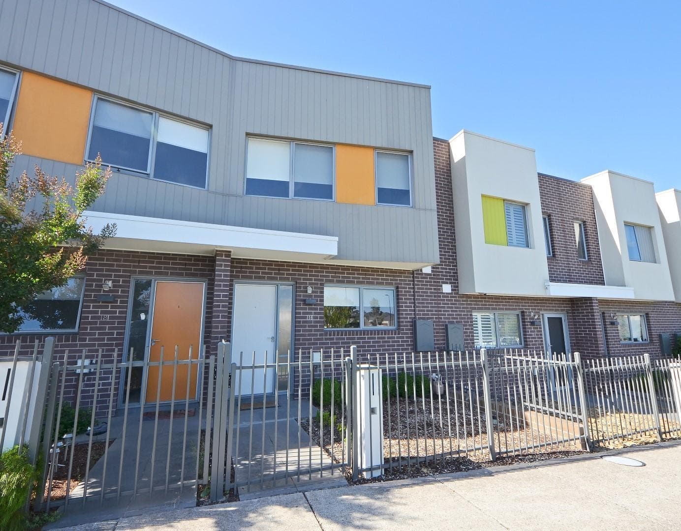 16 Bloom Avenue, Wantirna South, VIC, Wantirna South - Image 1