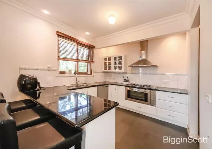 2/46 Fairhills Parade, Glen Waverley, VIC, Glen Waverley - Thumbnail 3