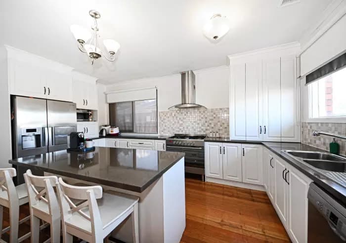 14 Heath Street, Glen Waverley, VIC, Glen Waverley - Thumbnail 4