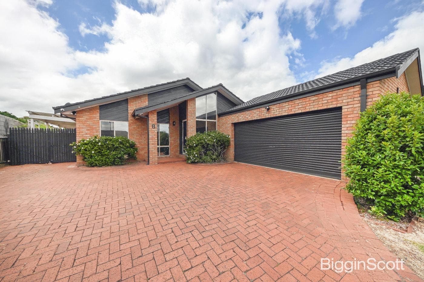 8 Jackie Close, Rowville, VIC, Rowville - Image 1