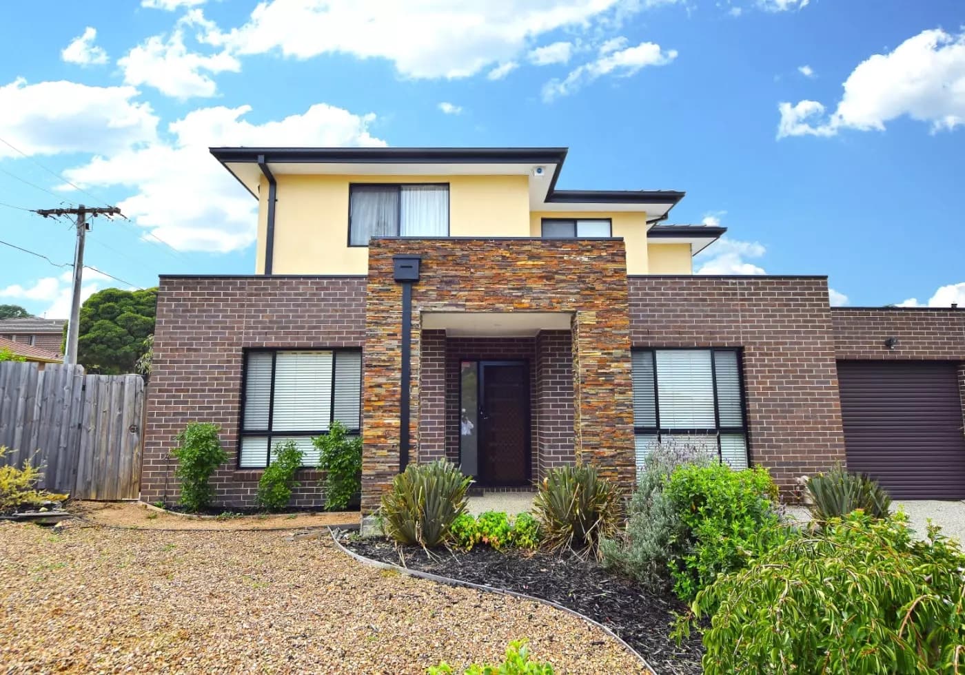 1/18 Hunter Street, Glen Waverley, VIC, Glen Waverley - Thumbnail 2