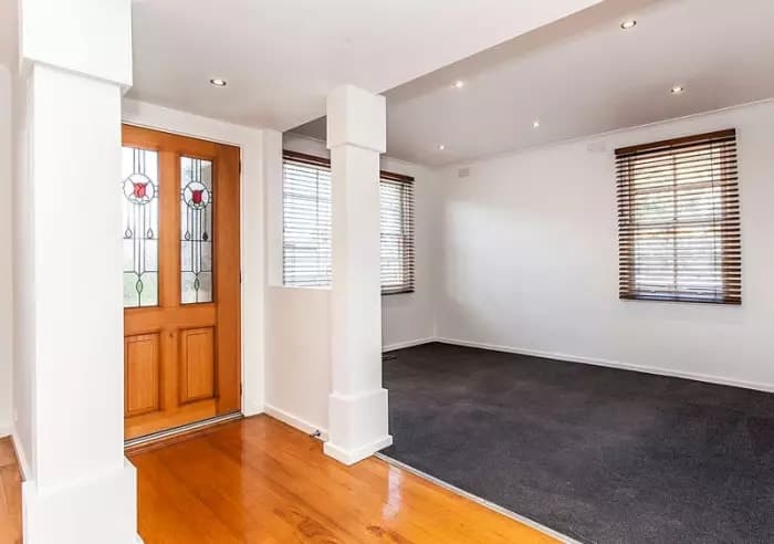 8A Russell Cres, Mount Waverley, VIC, Mount Waverley - Thumbnail 4
