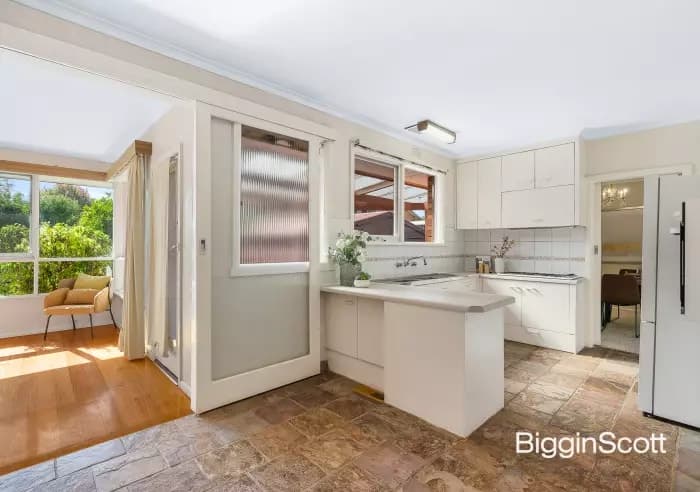 13 Cappella Court, Glen Waverley, VIC, Glen Waverley - Thumbnail 5