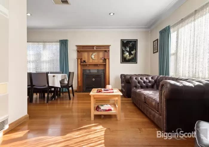12 Carrol Grove, Mount Waverley, VIC, Mount Waverley - Thumbnail 3