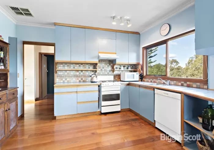 12 Carrol Grove, Mount Waverley, VIC, Mount Waverley - Thumbnail 5