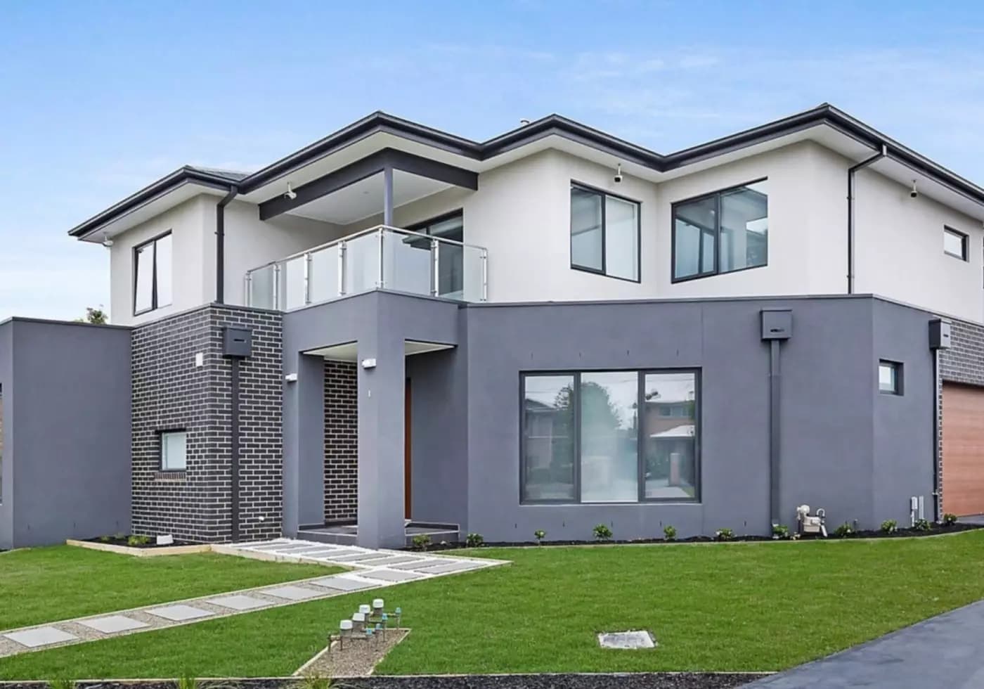 1/19 Grenfell Road, Mount Waverley, VIC, Mount Waverley - Thumbnail 2