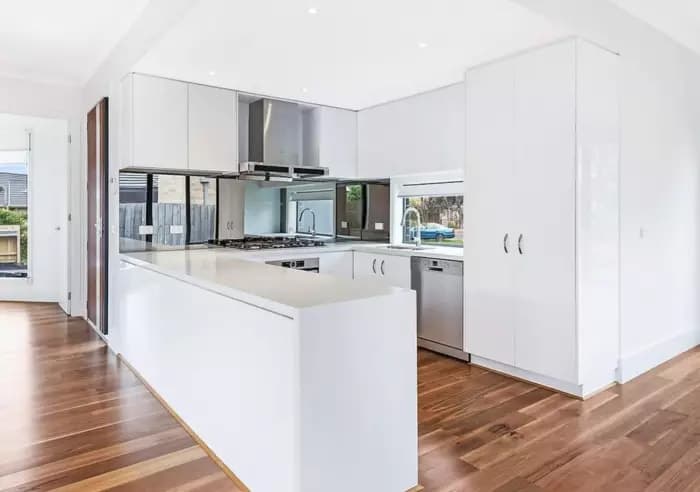 1/19 Grenfell Road, Mount Waverley, VIC, Mount Waverley - Thumbnail 3