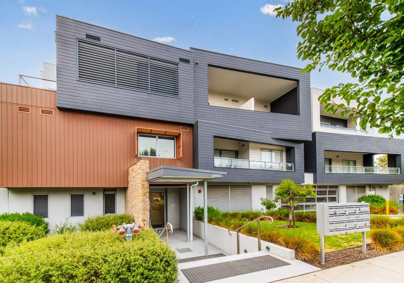 205/90-92 Middleborough Road, Blackburn South, VIC, Blackburn South - Thumbnail 2