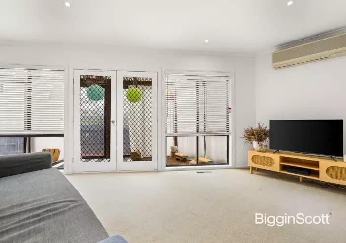 3/31 Orchard Street, Glen Waverley, VIC, Glen Waverley - Thumbnail 3