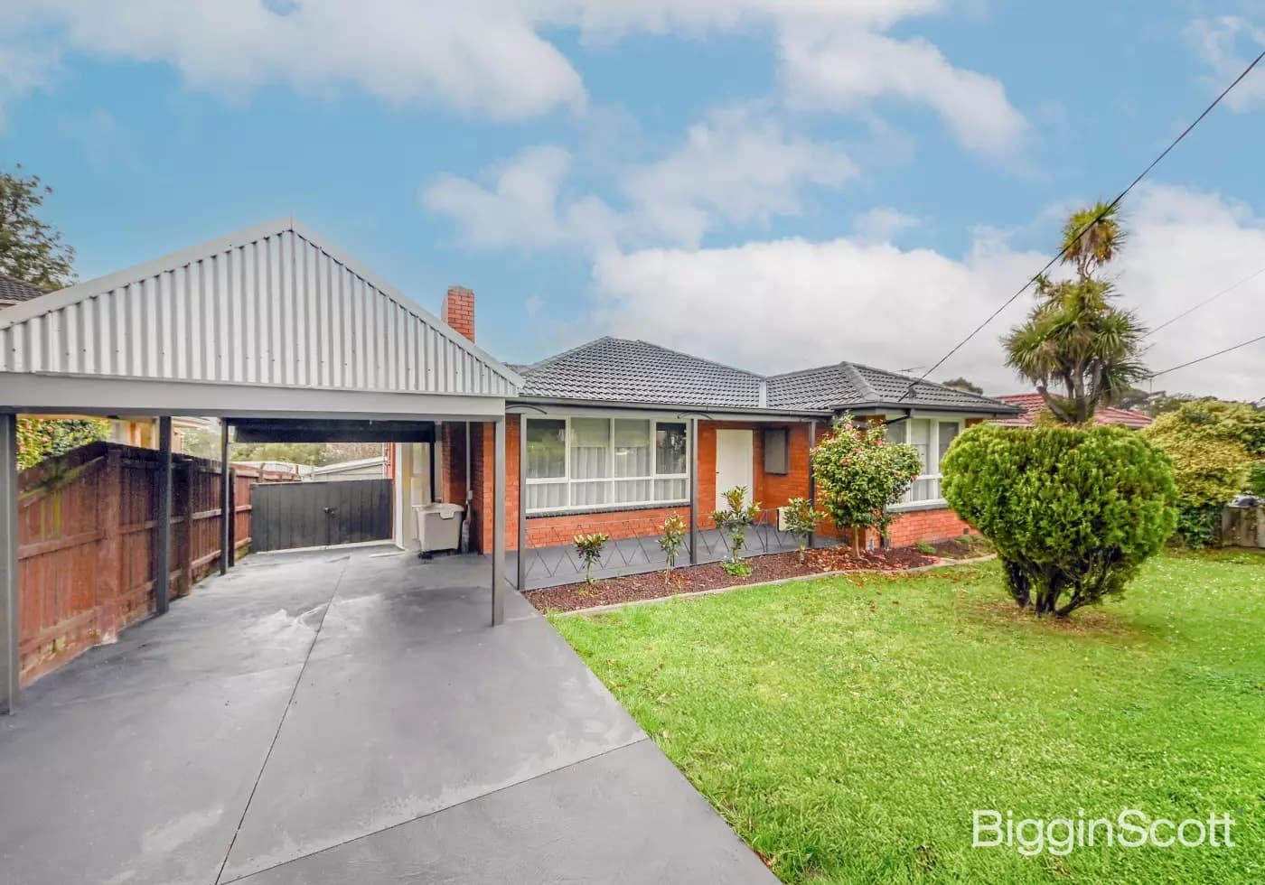 33 Rochdale Drive, Burwood East, VIC, Burwood East - Thumbnail 2