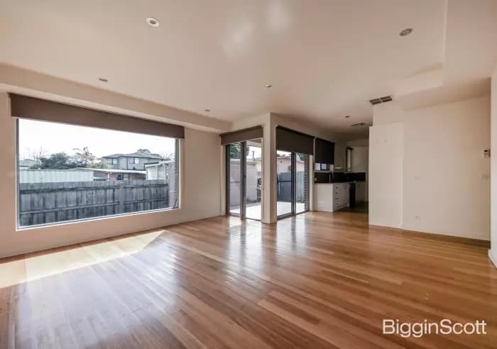 2/70 Albert Street, Mount Waverley, VIC, Mount Waverley - Thumbnail 4
