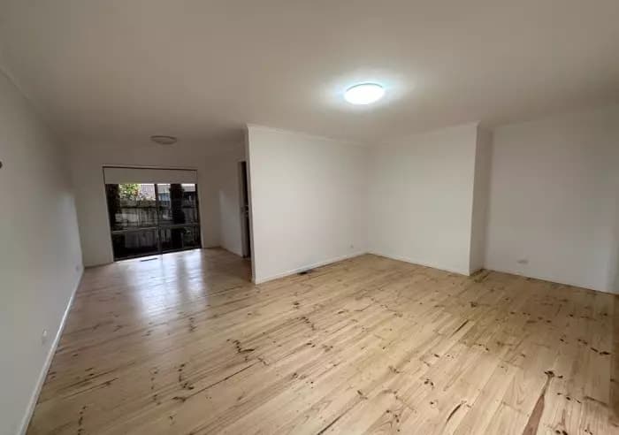 2/62 Larch Crescent, Mount Waverley, VIC, Mount Waverley - Thumbnail 4
