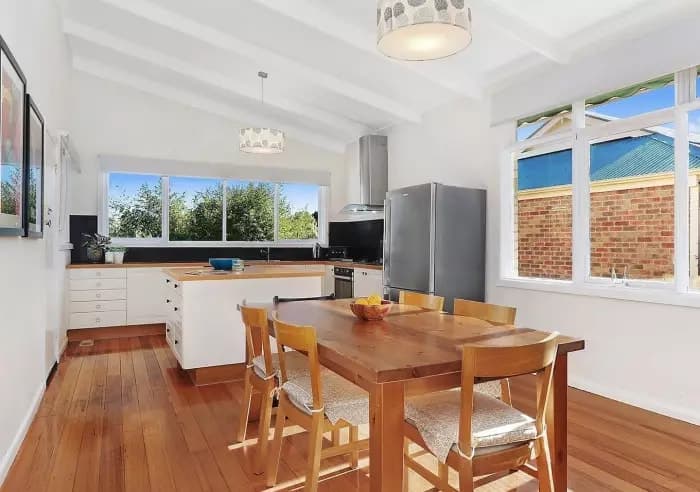21 Sunhill Road, Mount Waverley, VIC, Mount Waverley - Thumbnail 3