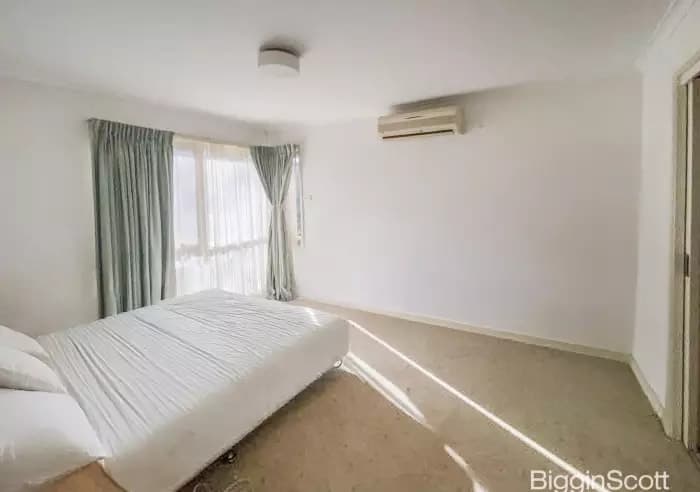 1/2 Gwynne Street, Mount Waverley, VIC, Mount Waverley - Thumbnail 3