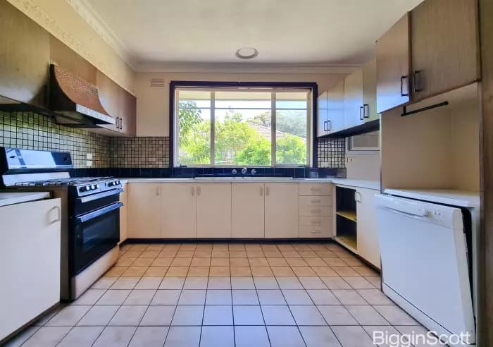30 Oakern Street, Mount Waverley, VIC, Mount Waverley - Thumbnail 5