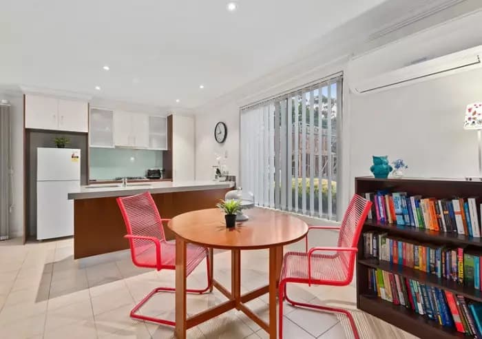 2/12 Marbray Drive, Glen Waverley, VIC, Glen Waverley - Thumbnail 5