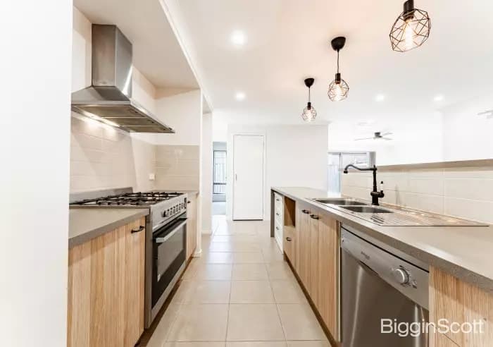 51 Morningside Boulevard, Cranbourne West, VIC, Cranbourne West - Thumbnail 5
