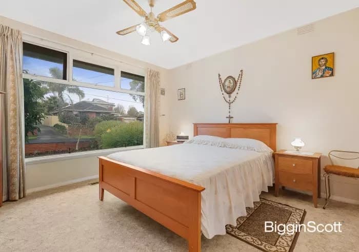 52 Samuel Road, Blackburn South, VIC, Blackburn South - Thumbnail 3
