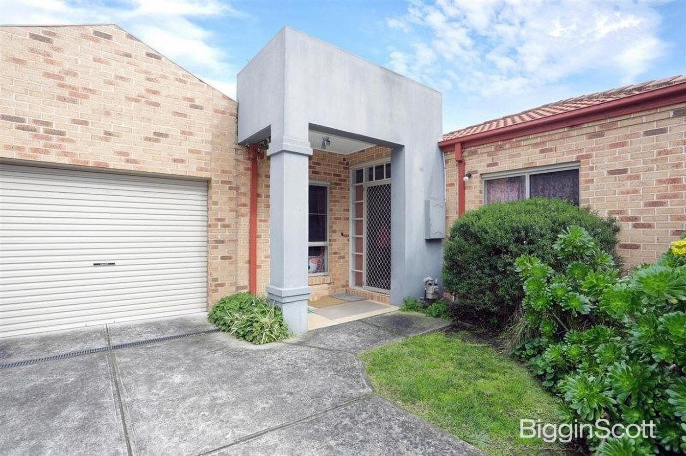 2/40 Cambridge Drive, Glen Waverley, VIC, Glen Waverley - Image 1
