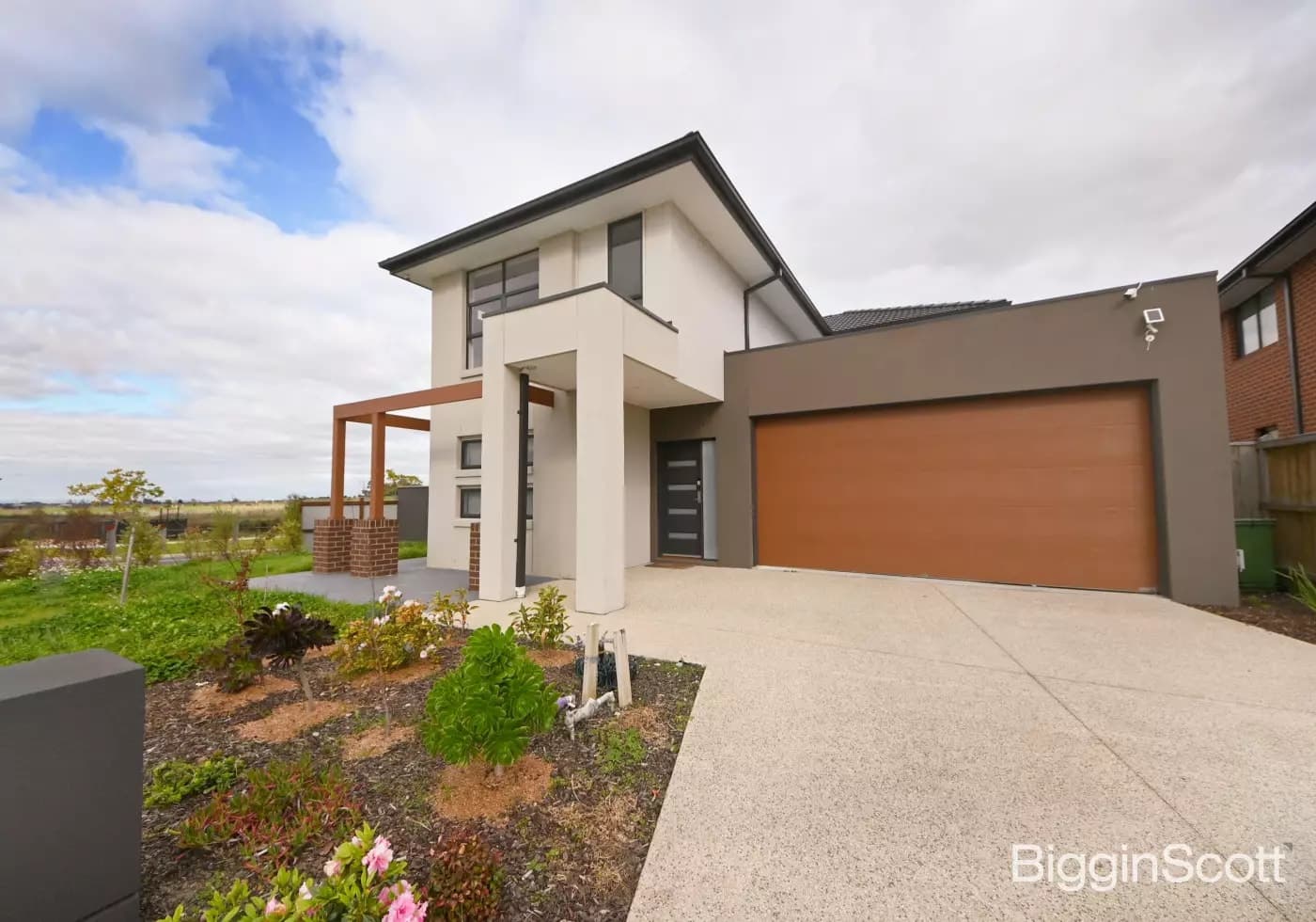 2 Treehouse Avenue, Clyde, VIC, Clyde - Thumbnail 2
