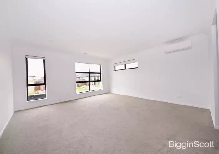 2 Treehouse Avenue, Clyde, VIC, Clyde - Thumbnail 6