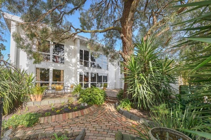 15 Lemana Crescent, Mount Waverley, VIC, Mount Waverley - Image 1