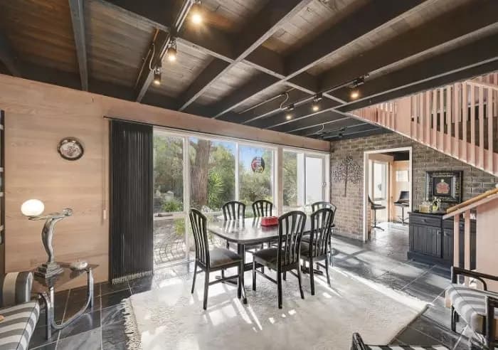 15 Lemana Crescent, Mount Waverley, VIC, Mount Waverley - Thumbnail 4